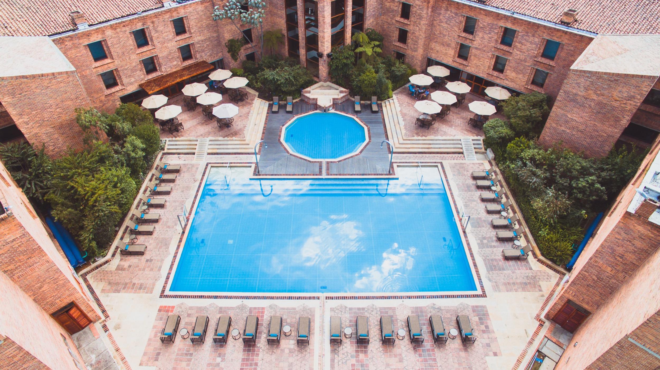 Estelar Paipa Hotel Spa & Y Centro De Convenciones Exterior photo The pool at the hotel